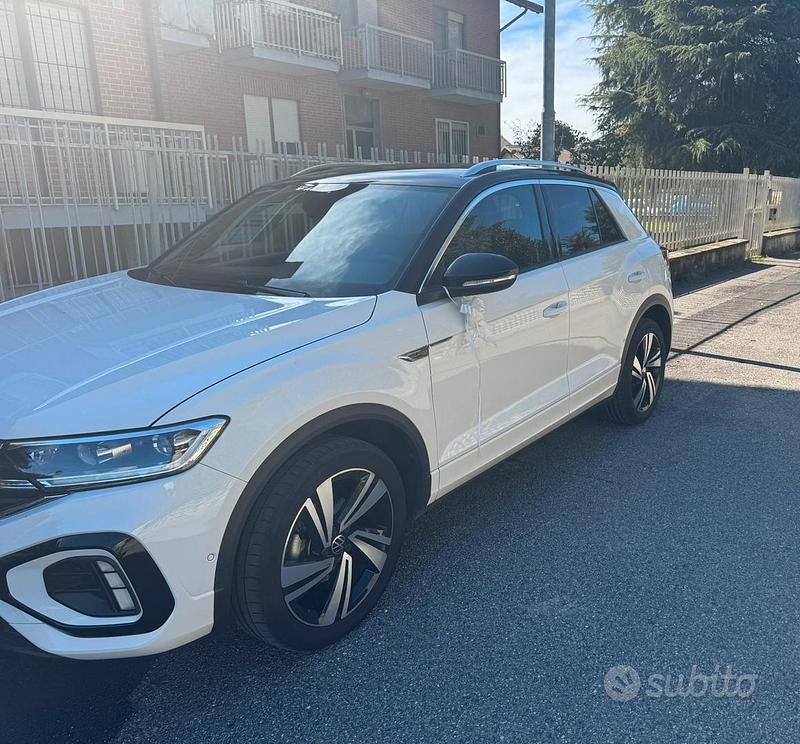Usata VW T-Roc 116 CV (85 kW) 2024 SUV