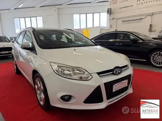 Usata Ford Focus Titanium 95 CV (69 kW) 2014 Bianco Station wagon
