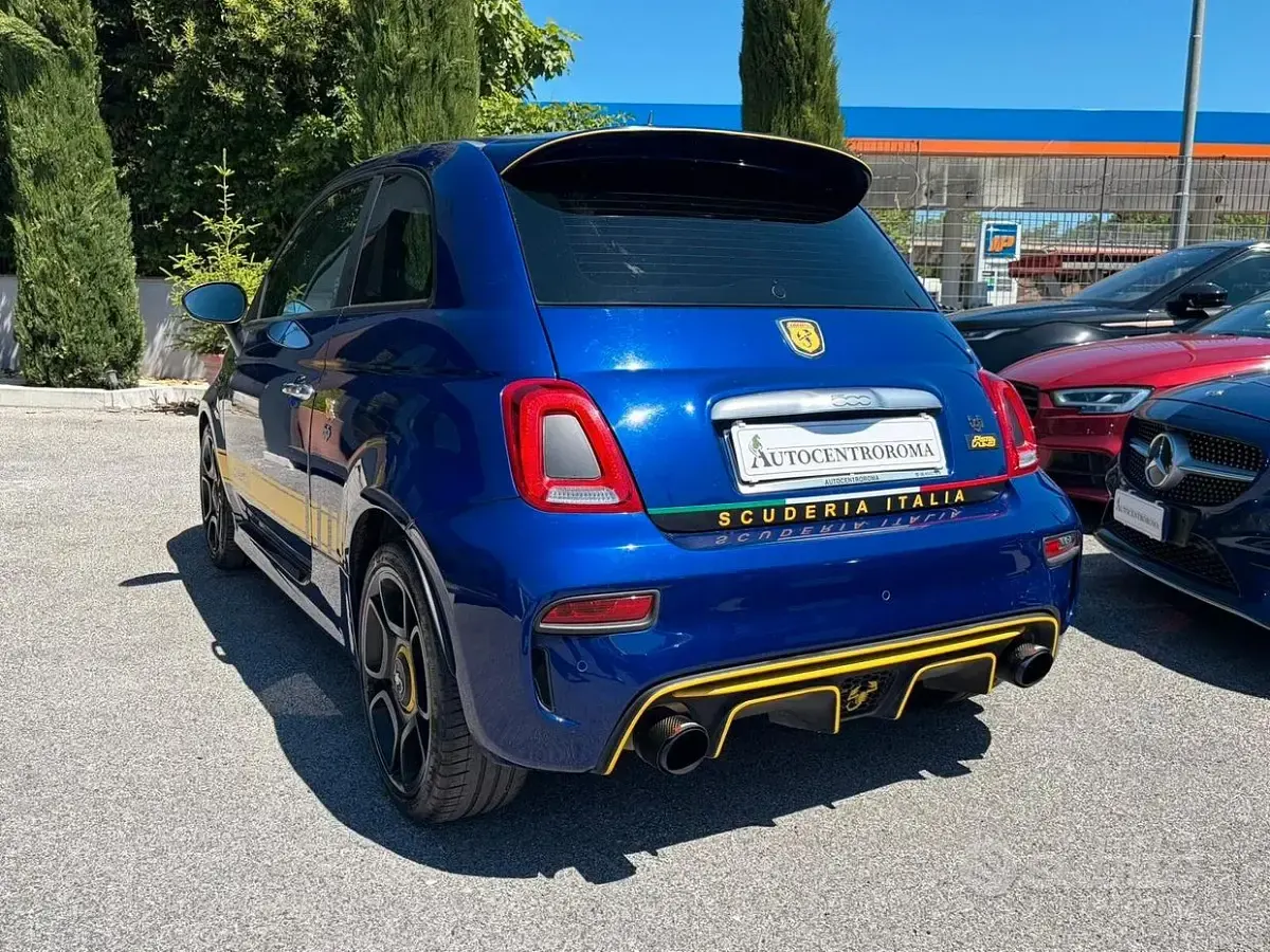 Usata Abarth 595 Pista 160 CV (117 kW) 2018 Blu Berlina