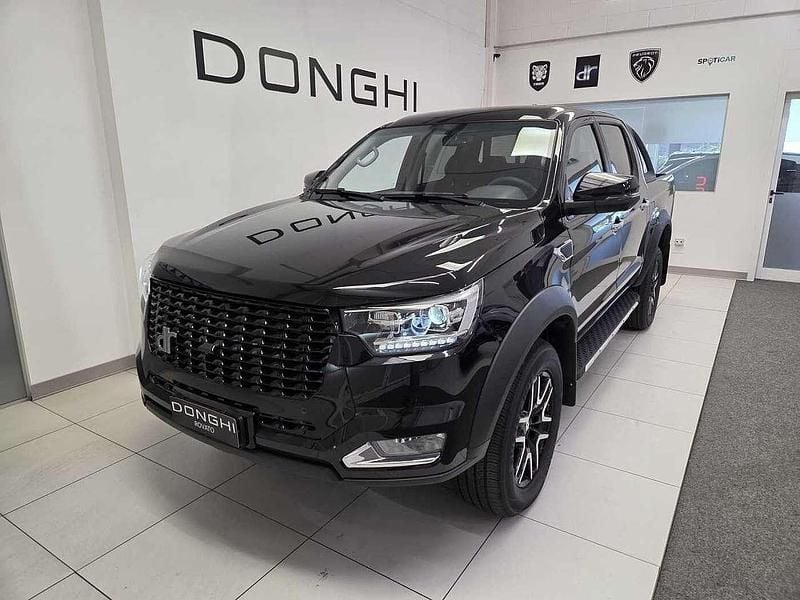 Nuova DR DR2 136 CV (100 kW) 2025 Nero Utilitaria