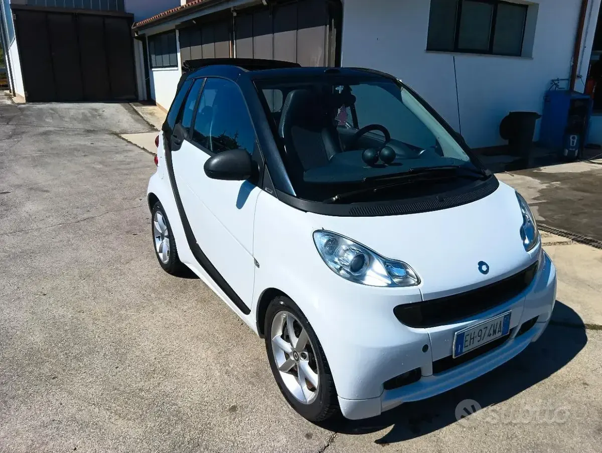Usata Smart ForTwo Cabrio 71 CV (52 kW) 2011 Cabrio