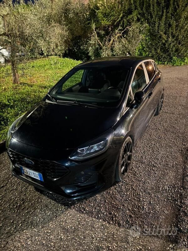 Usata Ford Fiesta ST-Line X 125 CV (91 kW) 2022 Nero Utilitaria