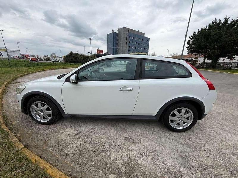 Usata Volvo C30 Summum 101 CV (74 kW) 2010 Utilitaria