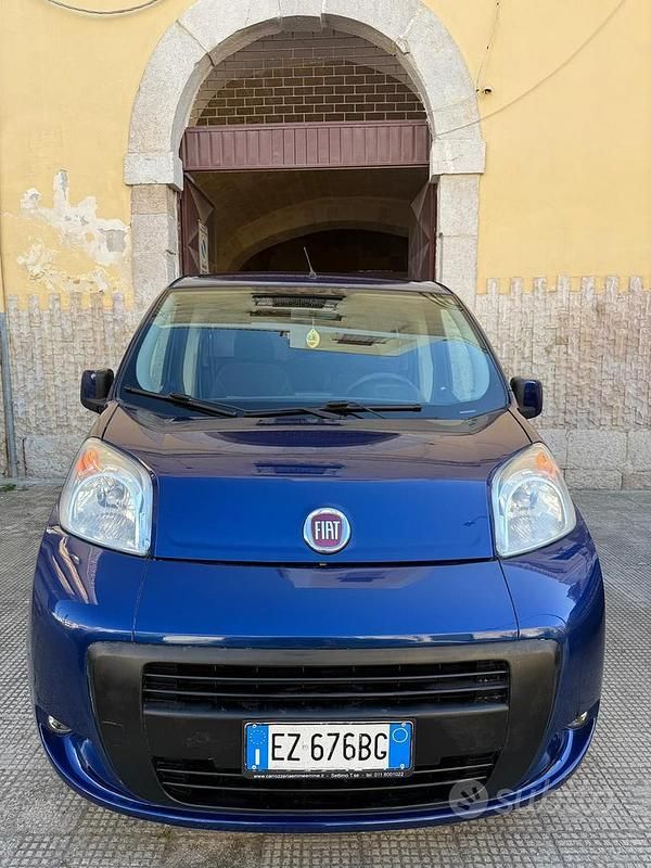 Usata Fiat Qubo Trekking 75 CV (55 kW) 2015 Blu Monovolume