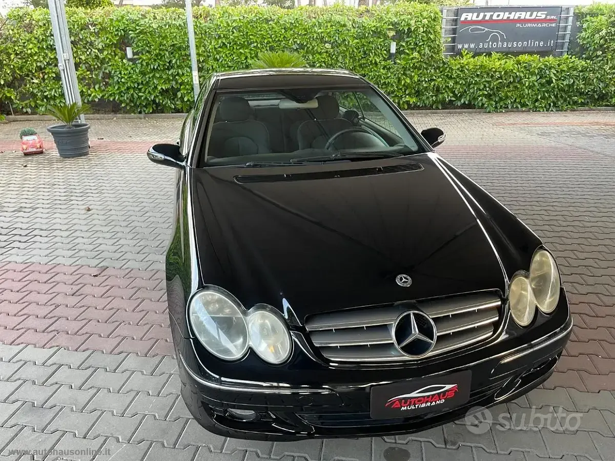 Usata Mercedes CLK220 Elegance 150 CV (110 kW) 2007 Coupé