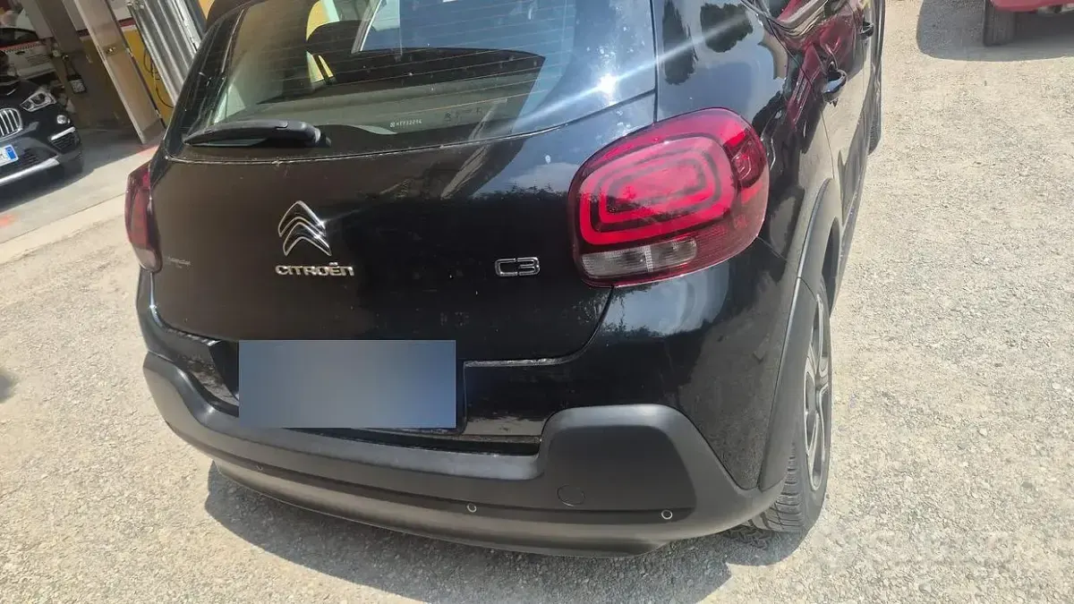 Usata Citroën C3 82 CV (60 kW) 2018 Nero Utilitaria