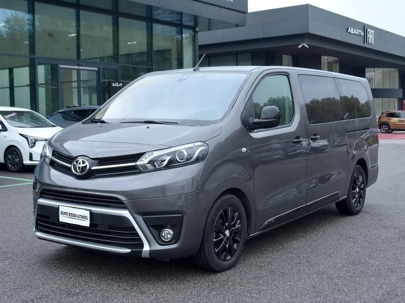 Grigio Usata 2022 Toyota Proace Verso Luxury Station wagon | 32.900 € (Ottimo prezzo) - Immagine 1/4