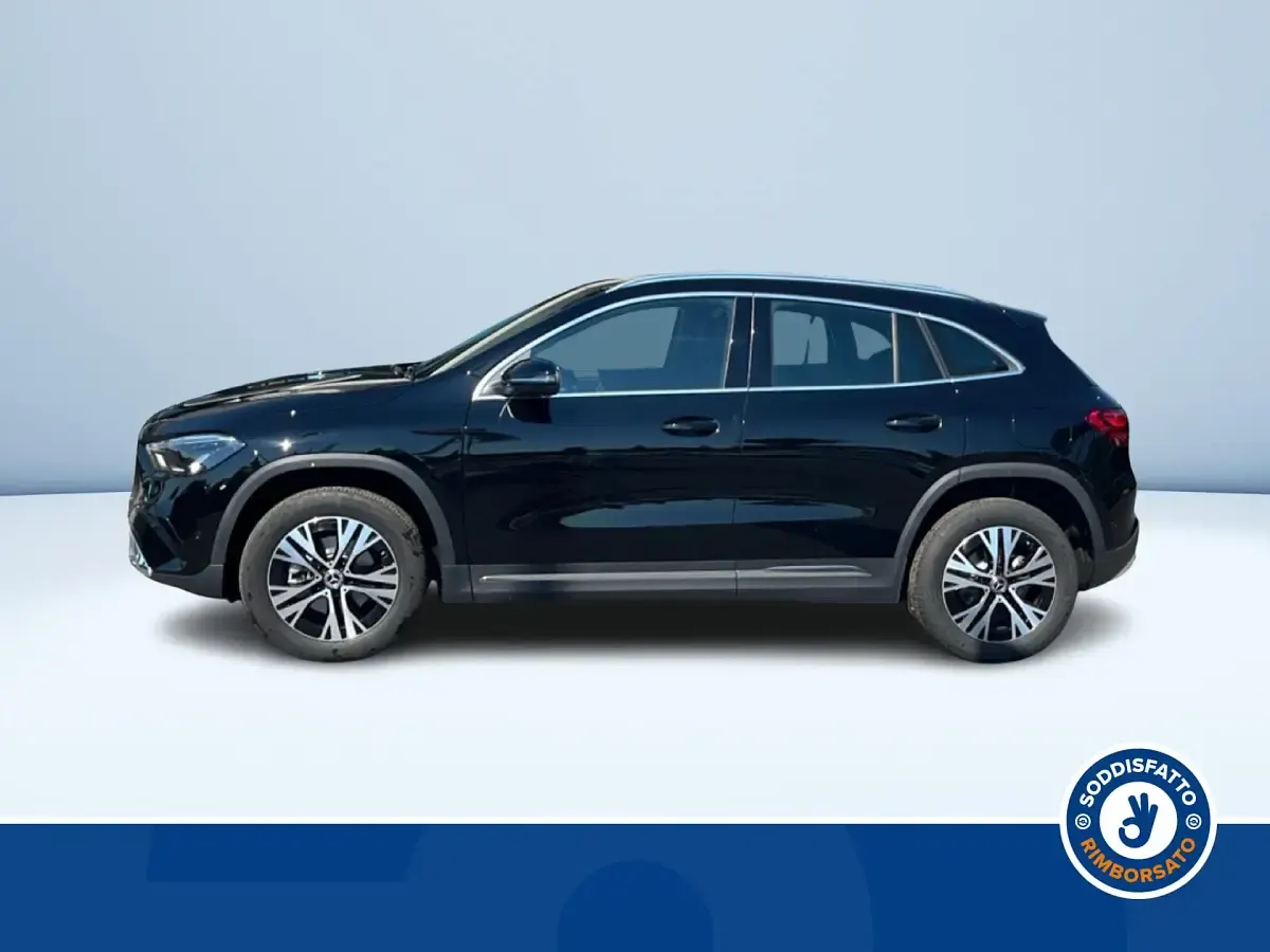 Nuova Mercedes GLA200 Advanced 150 CV (110 kW) 2026 Nero metallizzato SUV