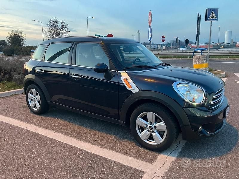 Usata Mini Cooper D Countryman 111 CV (81 kW) 2016 Blu SUV