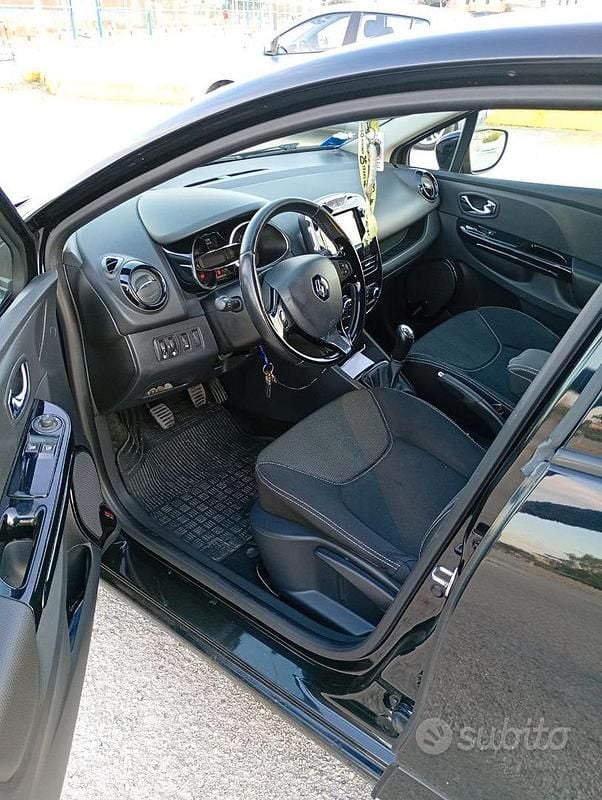 Usata Renault Clio IV 75 CV (55 kW) 2014 Berlina