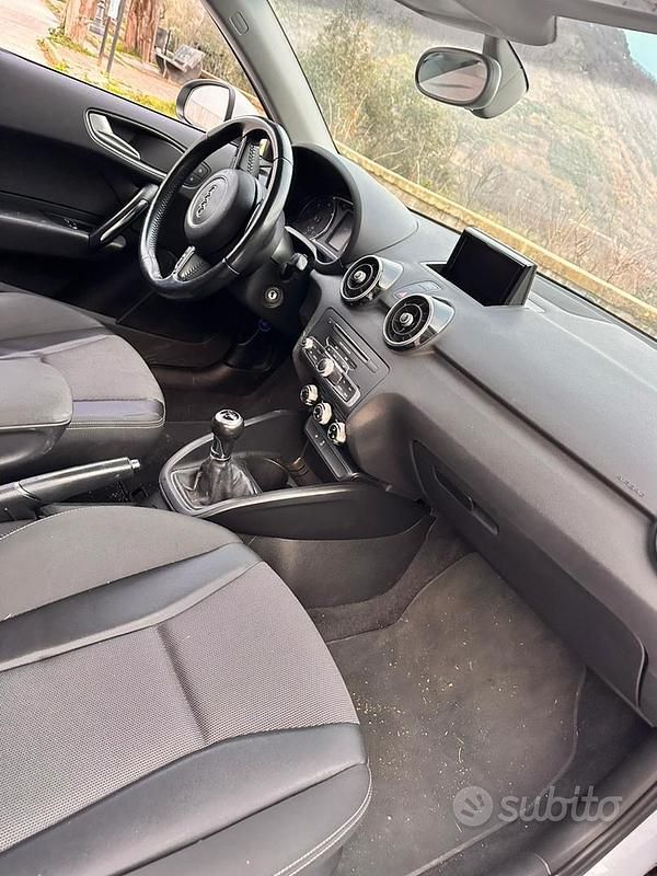Usata Audi A1 Sport 90 CV (66 kW) 2015 Bianco Utilitaria