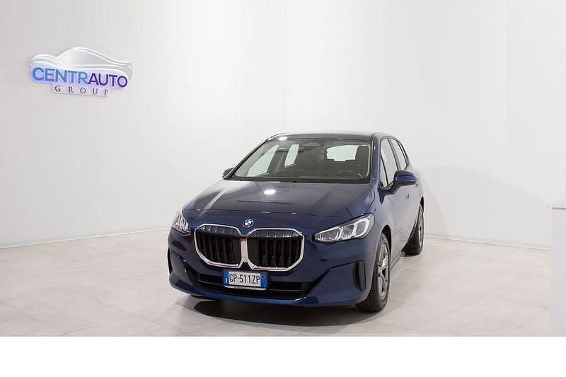 Usata BMW 218 Efficient Dynamics 150 CV (110 kW) 2023 Blu Station wagon