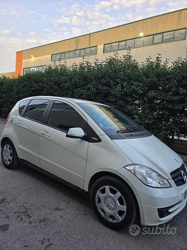 Usata Mercedes A160 2011 Bianco Berlina