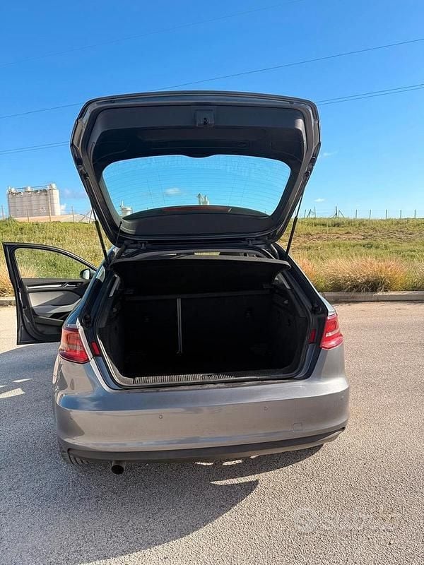 Usata Audi A3 105 CV (77 kW) 2013 Grigio Berlina