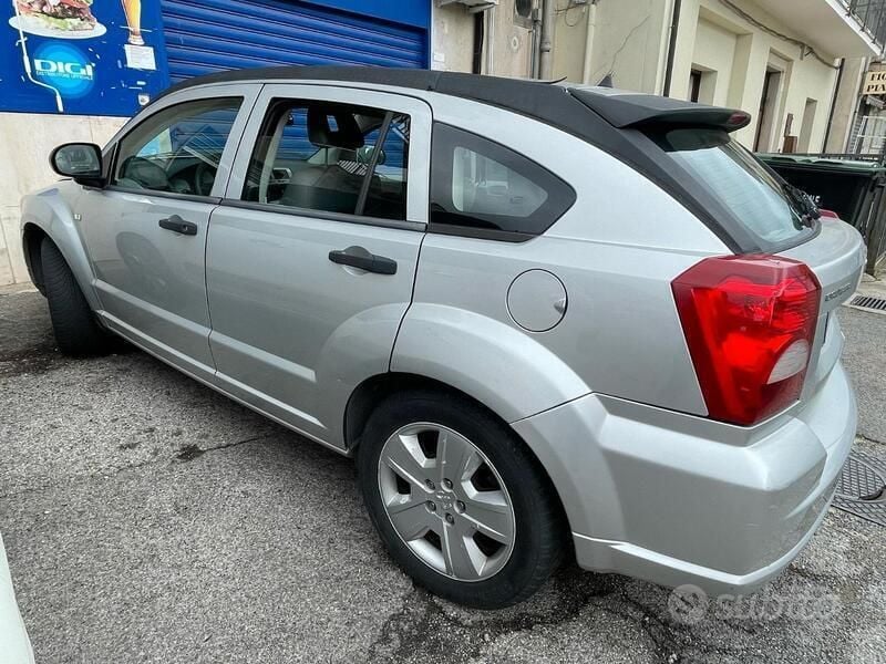 Usata Dodge Caliber 140 CV (102 kW) 2006 Grigio Utilitaria