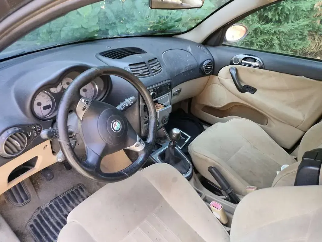 Usata Alfa Romeo 147 150 CV (110 kW) 2006 Utilitaria