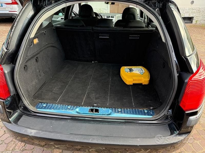 Usata Peugeot 407 109 CV (80 kW) 2008 Nero Station wagon