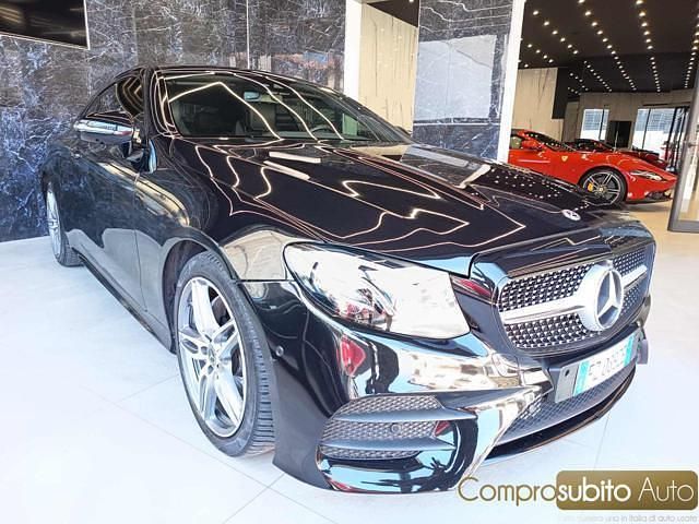 Usata Mercedes E220 Premium 194 CV (142 kW) 2020 Nero Coupé