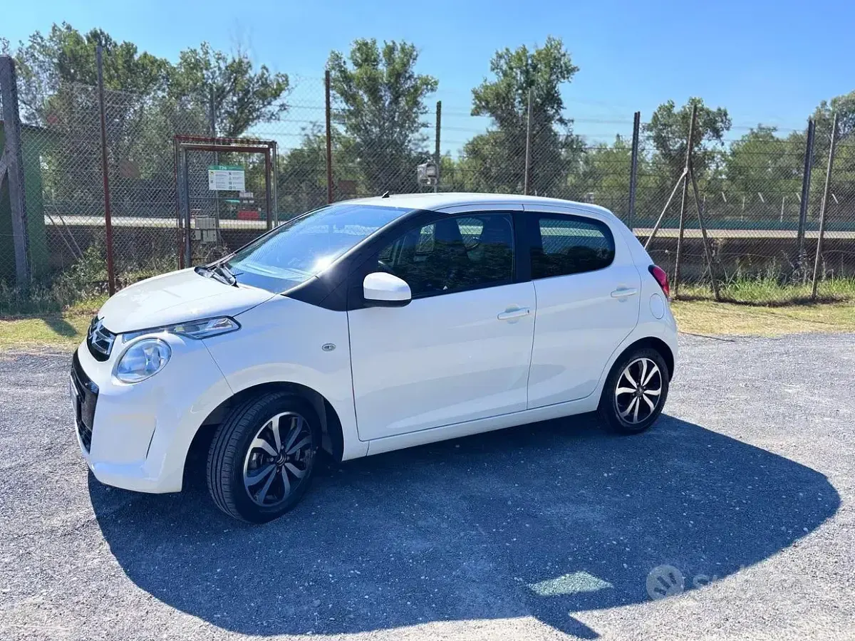 Usata Citroën C1 Shine 72 CV (52 kW) 2021 Bianco Utilitaria