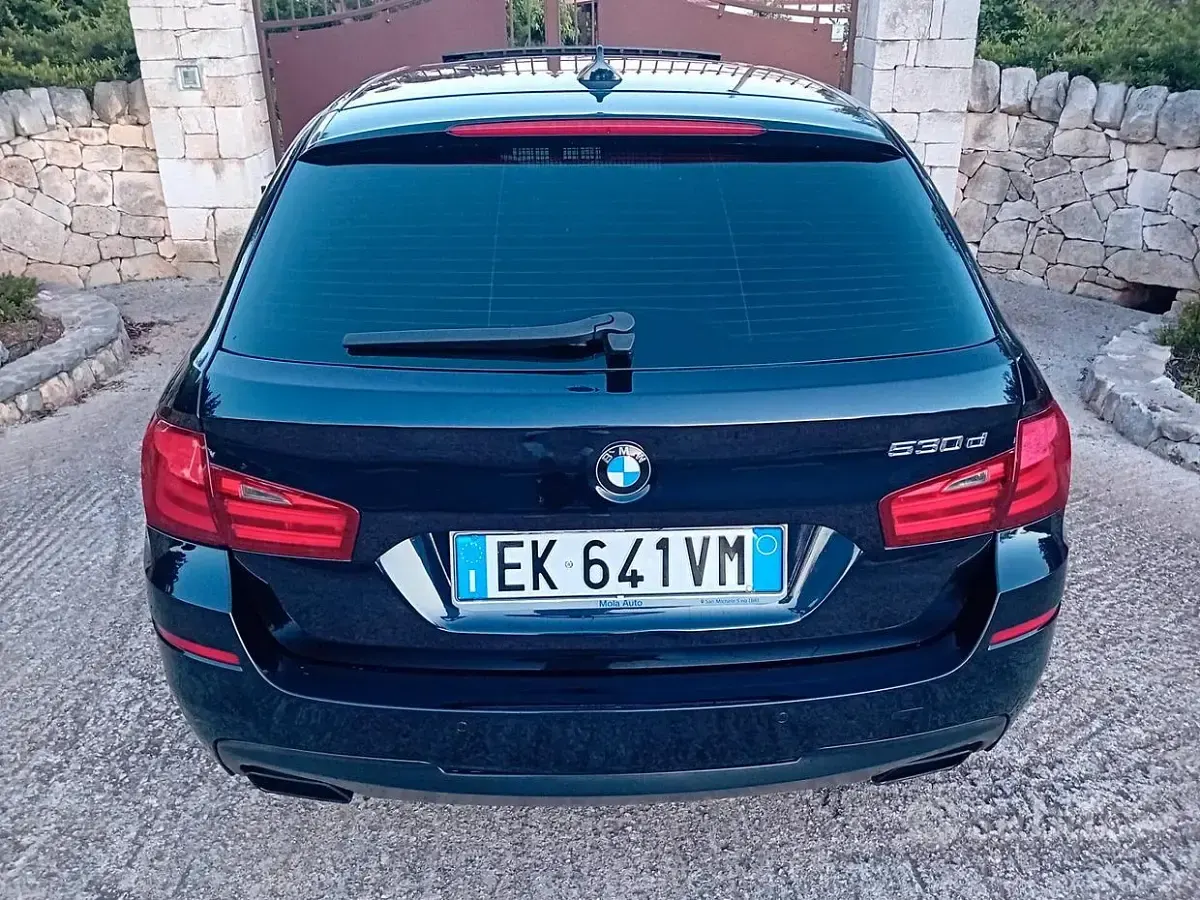 Usata BMW 530 M Sport 245 CV (180 kW) 2011 Bluazzurro Station wagon