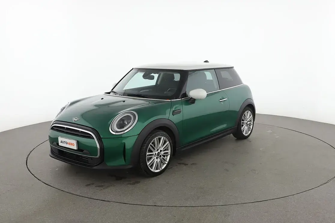 Usado Mini Cooper Essential 136 HP (100 kW) 2023 Citadino