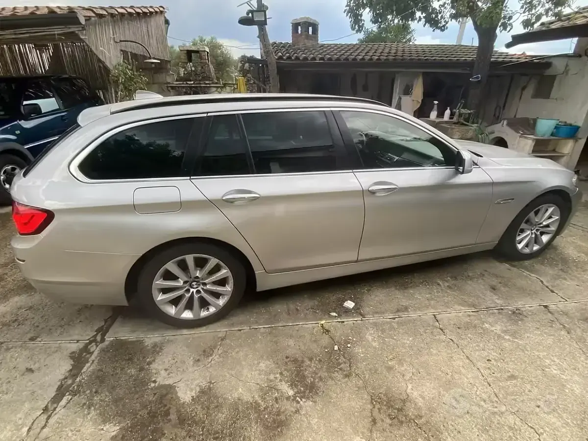 Usata BMW 525 184 CV (135 kW) 2010 Grigio Station wagon