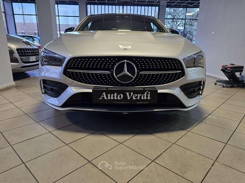 Usata Mercedes CLA250e Shooting Brake 160 CV (117 kW) 2023 Argento Station wagon