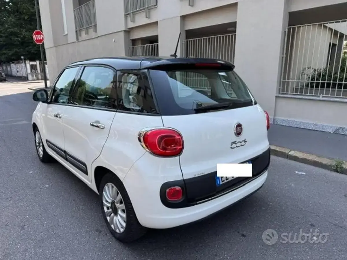 Usata Fiat 500L Lounge 95 CV (69 kW) 2015 Bianco Monovolume