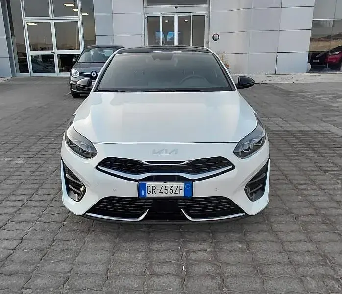 Usata Kia ProCeed GT-Line 160 CV (117 kW) 2023 Bianco Station wagon
