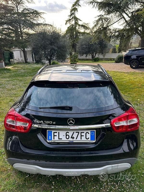 Usata Mercedes GLA180 2017 Nero SUV