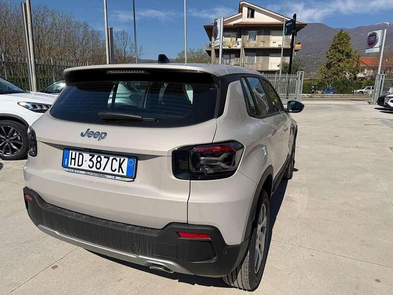 Nuova Jeep Avenger Altitude 101 CV (74 kW) 2026 Grigio SUV