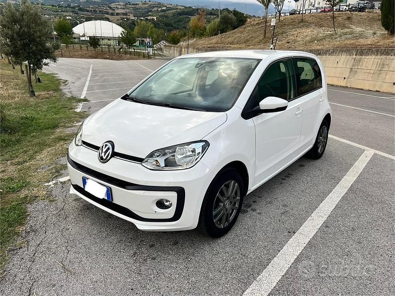 Usata VW up! move up! 68 CV (50 kW) 2018 Utilitaria