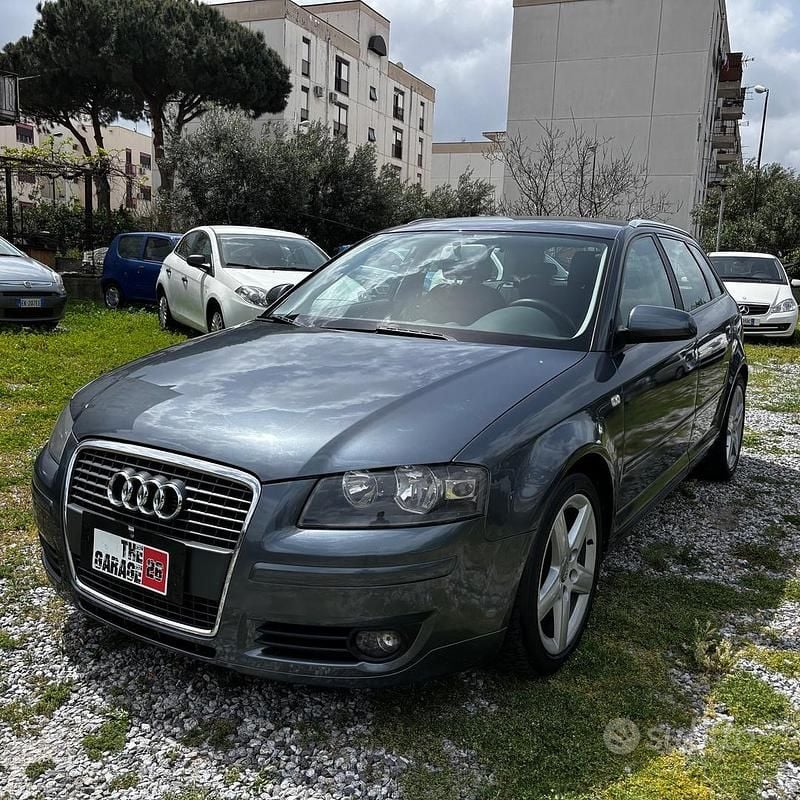 Usata Audi A3 Attraction 105 CV (77 kW) 2005 Grigio Utilitaria