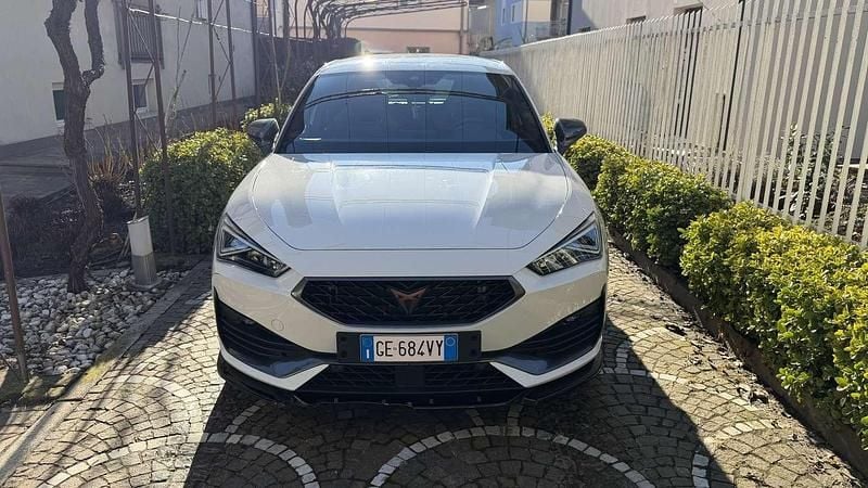 Usata Cupra Leon VZ2 150 CV (110 kW) 2021 Berlina