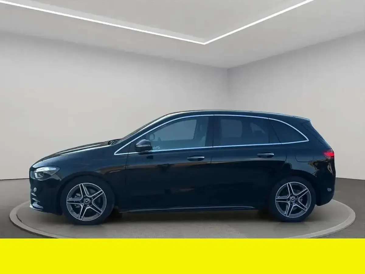 Usata Mercedes B180 116 CV (85 kW) 2025 Other Monovolume