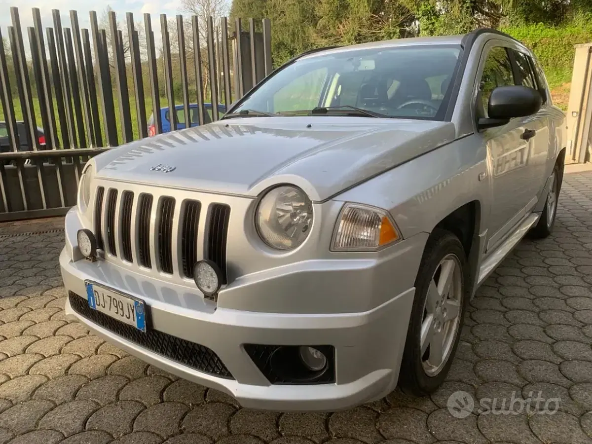 Usata Jeep Compass 140 CV (102 kW) 2007 SUV