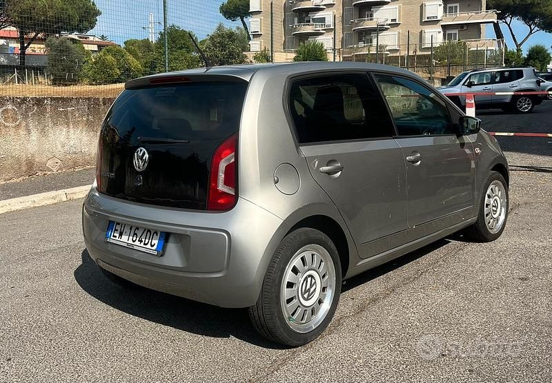 Usata VW up! 2014 Utilitaria