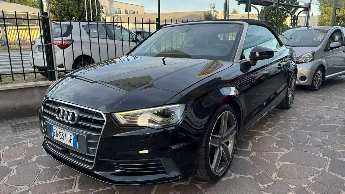 Usata Audi A3 Cabriolet Ambiente 179 CV (131 kW) 2015 Nero Cabrio