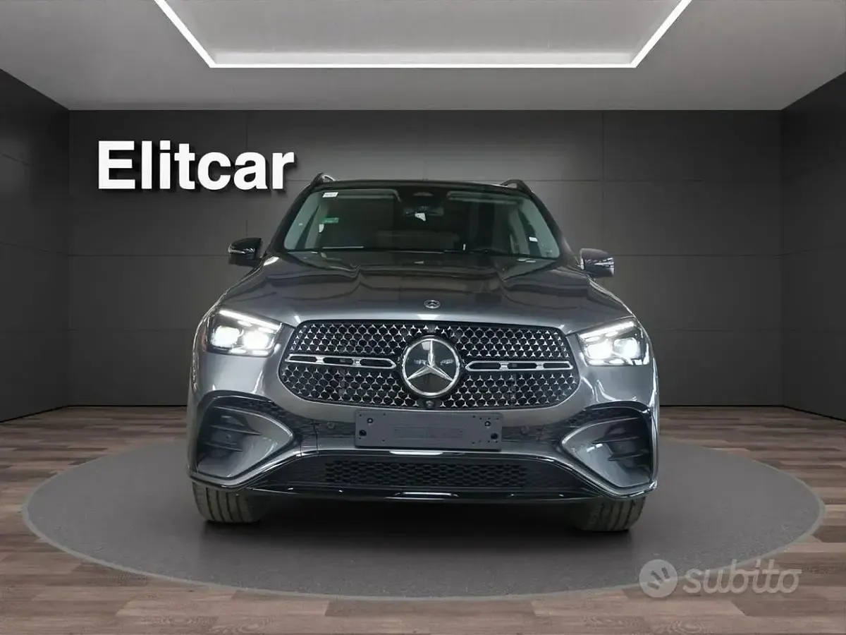 Nuova Mercedes GLE350 AMG 197 CV (144 kW) 2026 Grigio SUV