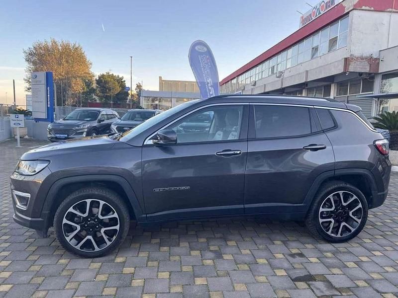 Usata Jeep Compass Limited 170 CV (125 kW) 2019 Grigio metallizzato SUV