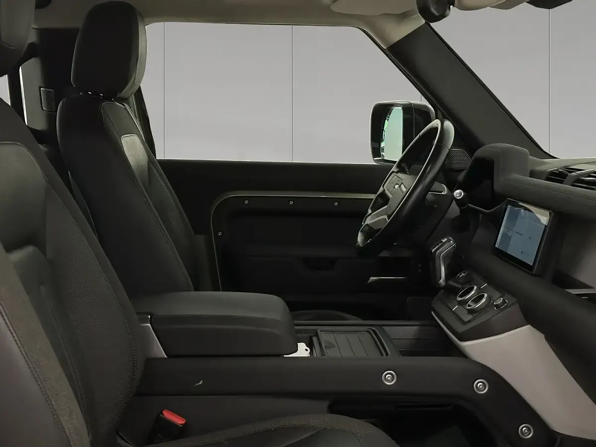 Usata Land Rover Defender S 2021 Pangea green SUV