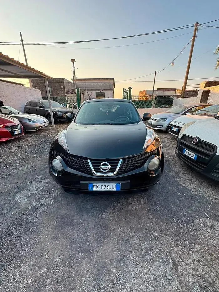Usata Nissan Juke Tekna 110 CV (80 kW) 2011 Nero SUV