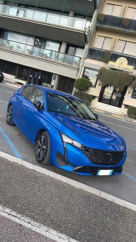 Blu/azzurro Usata 2023 Peugeot 308 Allure Station wagon | 21.000 € (Ottimo prezzo) - Immagine 1/4