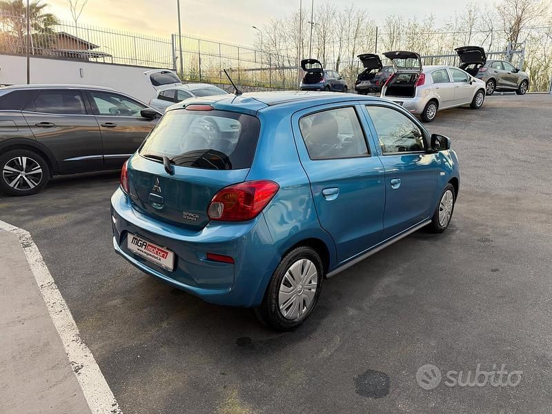 Usata Mitsubishi Space Star Invite 71 CV (52 kW) 2018 Blu Utilitaria