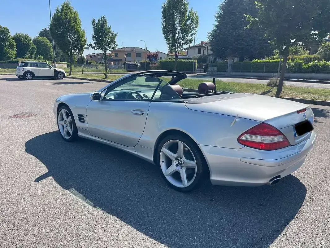 Usata Mercedes SL350 245 CV (180 kW) 2007 Cabrio