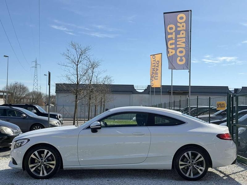 Usata Mercedes C220 170 CV (125 kW) 2017 Other Coupé