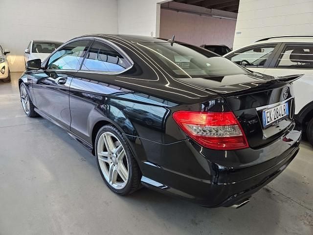 Usata Mercedes C250 Executive 203 CV (149 kW) 2012 Nero
