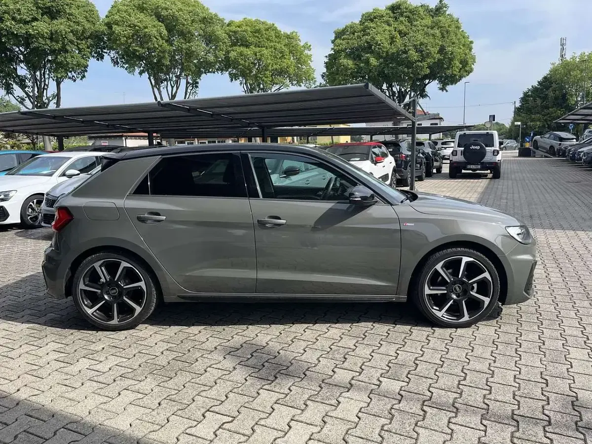Usata Audi A1 Sportback S-Line 116 CV (85 kW) 2025 Grigio Utilitaria
