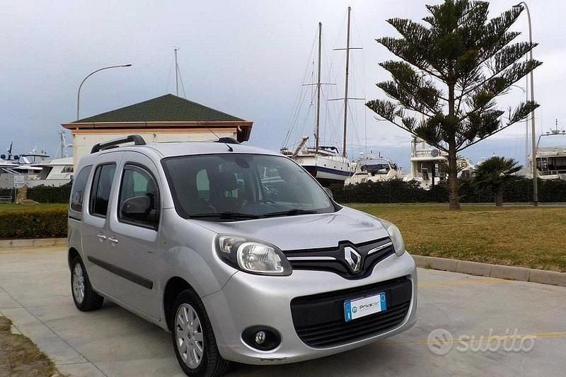 Usata Renault Kangoo LIMITED 90 CV (66 kW) 2015 Grigio Monovolume