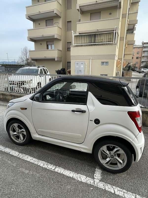 Usata Ligier JS50 2023 Bianco Utilitaria